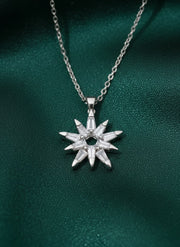 Classic Star Shaped Pandent With Chain