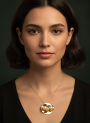 Trendy Pearls Pendant With Chain