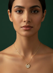 Antique Ad Stone Round Shaped Pandent Chain