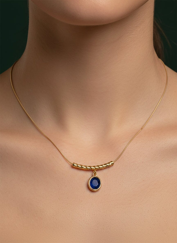 Antique Stone Studded Round Pendant With Chain