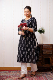 Plus Size Black Printed Straight kurta For Women