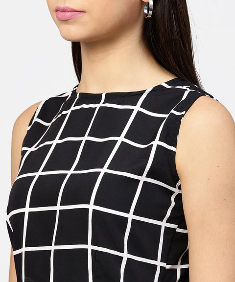 Black check boat nect crop top with high waisted skirt