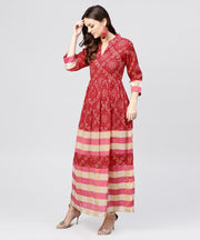 Red printed dress with mandarin collar and 3/4 sleeves