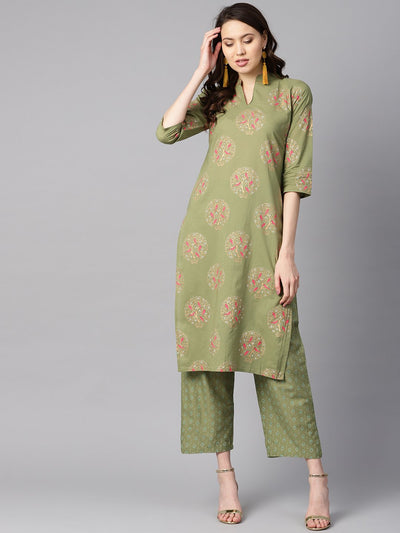 Pista green floral printed 3/4th sleeve kurta with pista green printed pants.