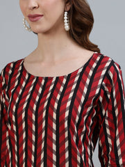 Women Maroon Printed Straight Kurta With Three Quarter Sleeves