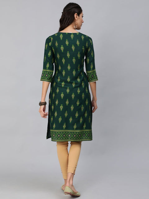 Women Green & Gold Printed Straight Kurta With Three Quarter sleeves