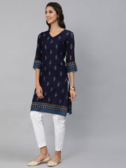 Women Navy Blue & Gold Printed Straight Kurta With Three Quarter sleeves