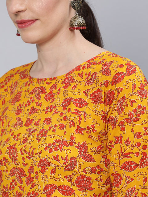 Women Mustard Floral Printed Straight Kurta With Three Quarter Sleeves
