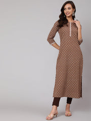 Women Brown Printed Straight kurta With Three Quarter Sleeves