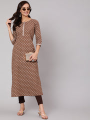 Women Brown Printed Straight kurta With Three Quarter Sleeves