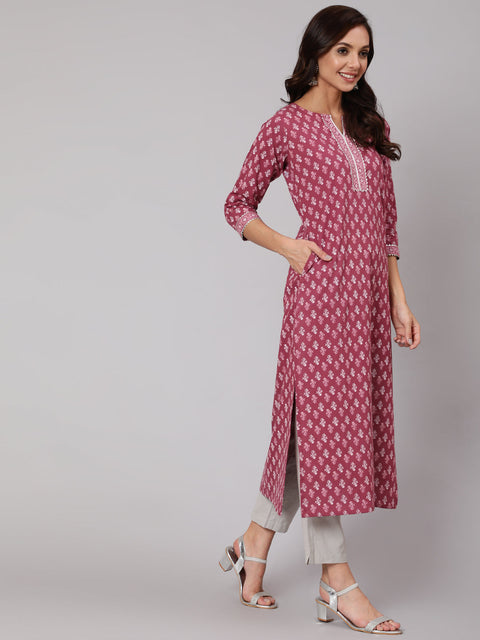 Women Mauve Printed Straight kurta With Three Quarter Sleeves