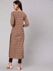 Women Brown Printed Straight kurta With Three Quarter Sleeves