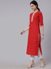 Women Red Printed Straight kurta With Three Quarter Sleeves