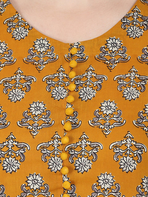 Yellow printed full sleeve cotton A-line kurta with centre slit