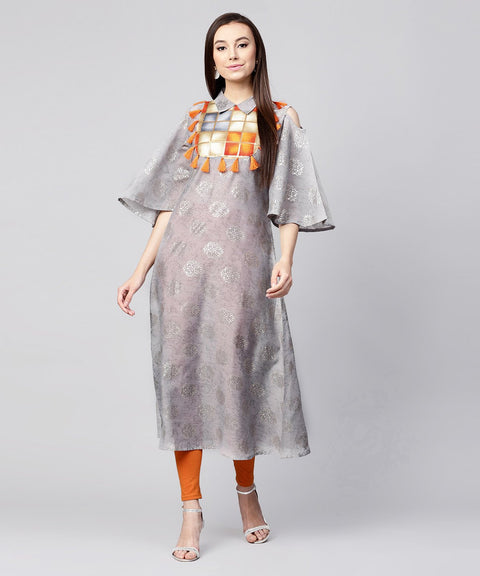 Grey foil printed 3/4th Circle cold shoulder sleeve cotton kurta with tussel work at yoke