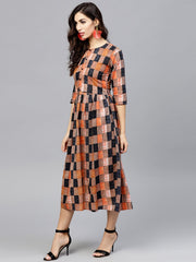 Multi colored  Round neck checked dress with front placket and 3/4 sleeves