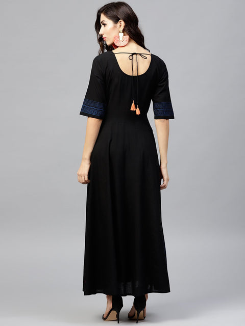 Black Block printed maxi dress with Round neck and  halfsleevs