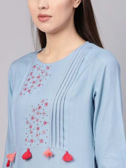 Women Blue Embroidered Detail Straight Kurta