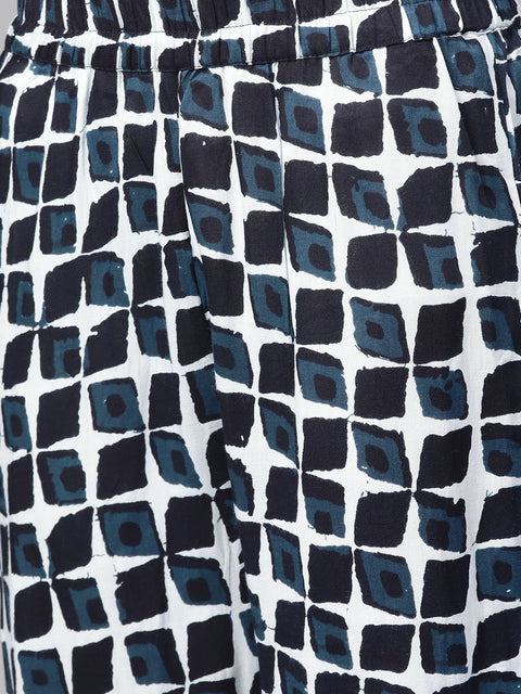 Nayo Women White & Navy Blue Straight Geometric Printed Kurta And Trousers Set