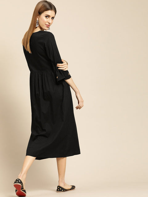 Women Black Solid Solid Round Neck Cotton A-Line Dress