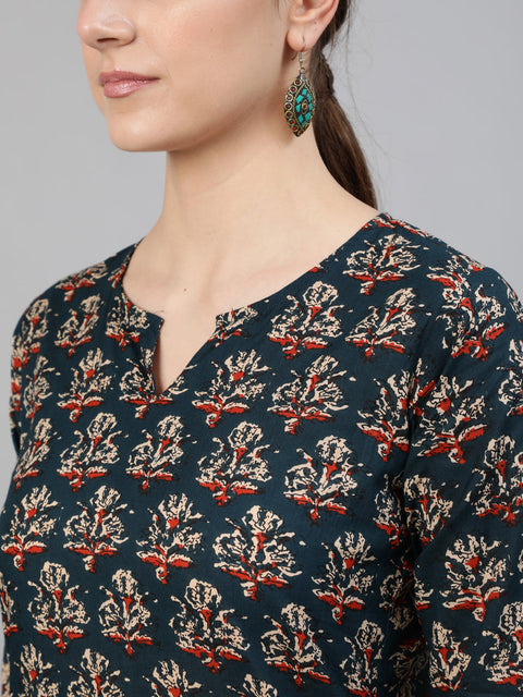 Women Blue Ethnic Printed Straight Kurta With Three Quarter Sleeves