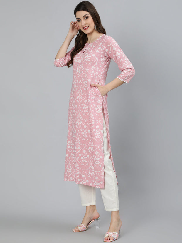 Women Pink Floral Printed Kurta With Three Quarter Sleeves