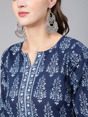 Women Blue Ethnic Printed Straight Kurta With Three Quarter Sleeves