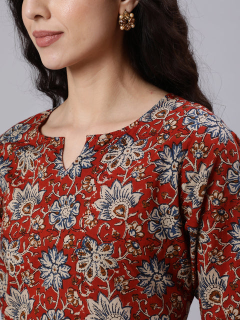 Women Rust Floral Printed Straight Tunic With Three Quarter Sleeves