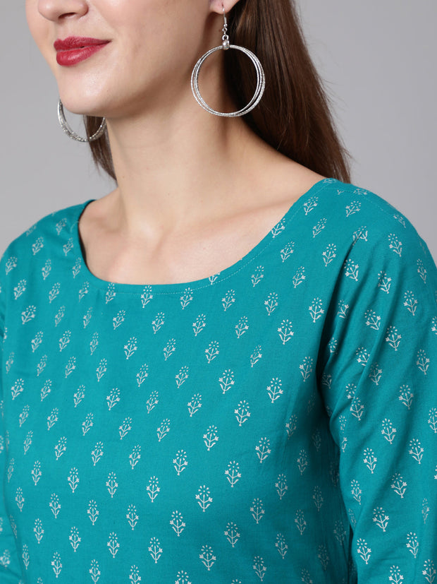 Women Green Ethnic Printed Dress With Three Quarter Sleeves