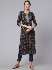 Women Black Printed straight kurta with three quarter sleeves