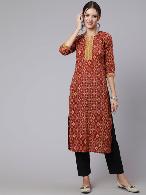 Women Maroon Printed straight kurta with three quarter sleeves