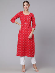 Women Red Printed straight kurta with three quarter sleeves
