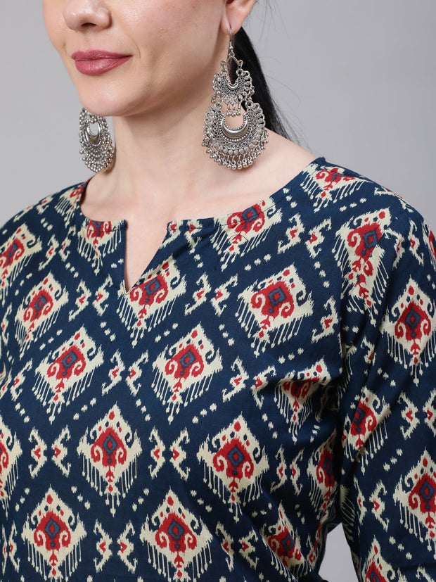 Women Blue Ethnic Printed Straight Kurta With Three Quarter Sleeves