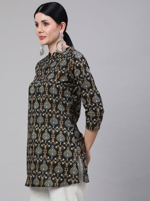 Women Black Ethnic Printed Straight Tunic With Three Quarter Sleeves