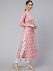 Women Pink Printed straight kurta with three quarter sleeves