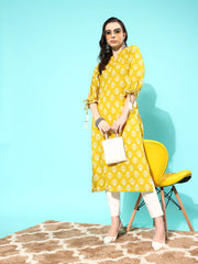 Women Yellow Straight Kurta With Three Quarter Sleeves