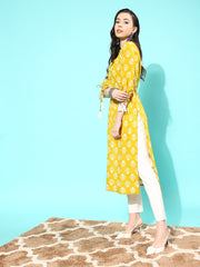 Women Yellow Straight Kurta With Three Quarter Sleeves