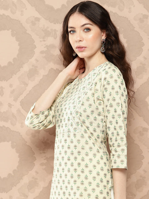 Women Cream Printed Straight Kurta With Three Quarter Sleeves