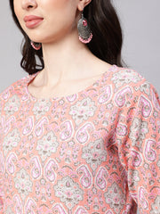 Women Pink Printed straight kurta with three quarter sleeves