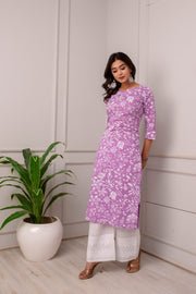 Women Lavender Calf Length Three-Quarter Sleeves Straight Floral Printed Cotton Kurta With Face Mask