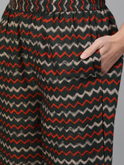 Women Green and Orange Three-Quarter Sleeves Straight Kurta With Palazzo with pockets And Face Mask