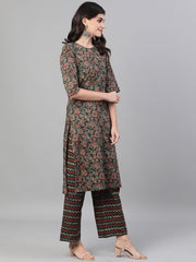 Women Green and Orange Three-Quarter Sleeves Straight Kurta With Palazzo with pockets And Face Mask