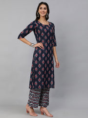 Women Blue Ethnic Striped Printed Straight Kurta With Three Quarter Sleeves