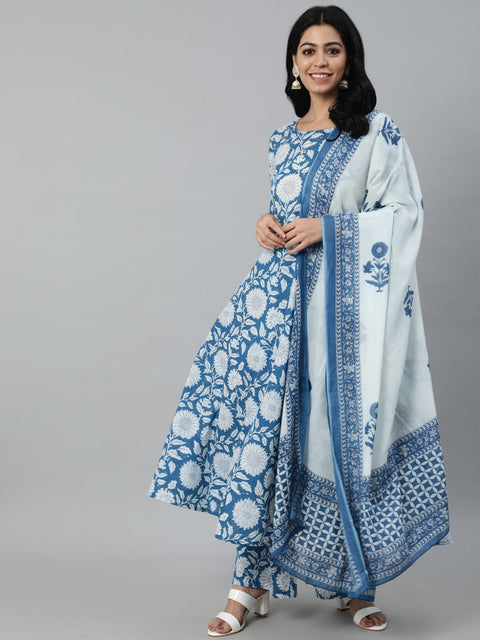 Women Blue Floral Printed Flared Kurta With Trouse And Dupatta