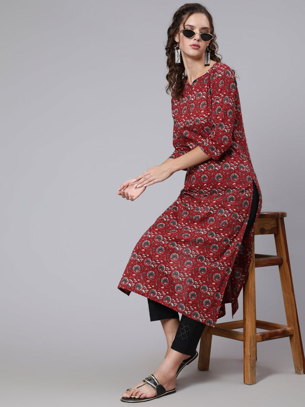 Women Maroon Ethnic Printed Straight Kurta with Three Quarter Sleeves