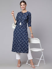 Women Blue Printed straight kurta with three quarter sleeves