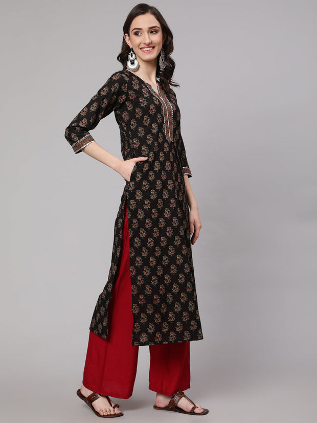 Women Black Printed straight kurta with three quarter sleeves