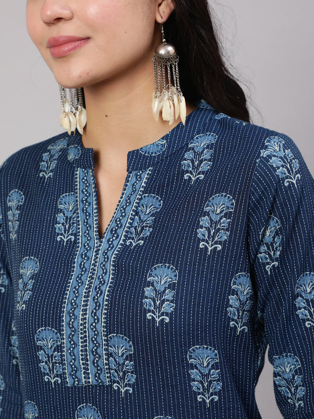 Women Blue Printed Straight Kurta With White Solid Trouser