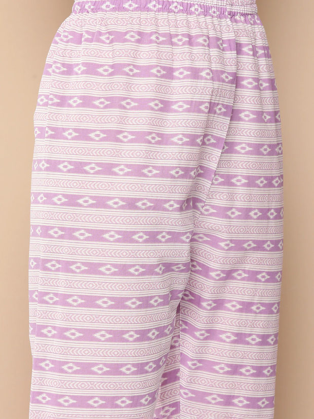 Women Lavender Printed Straight Kurta With Trouser