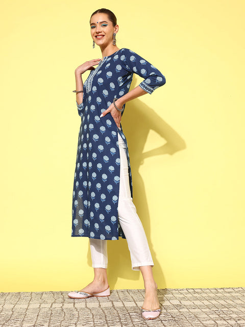 Women Blue Ethnic Printed Straight Kurta With Three Quarter Sleeves